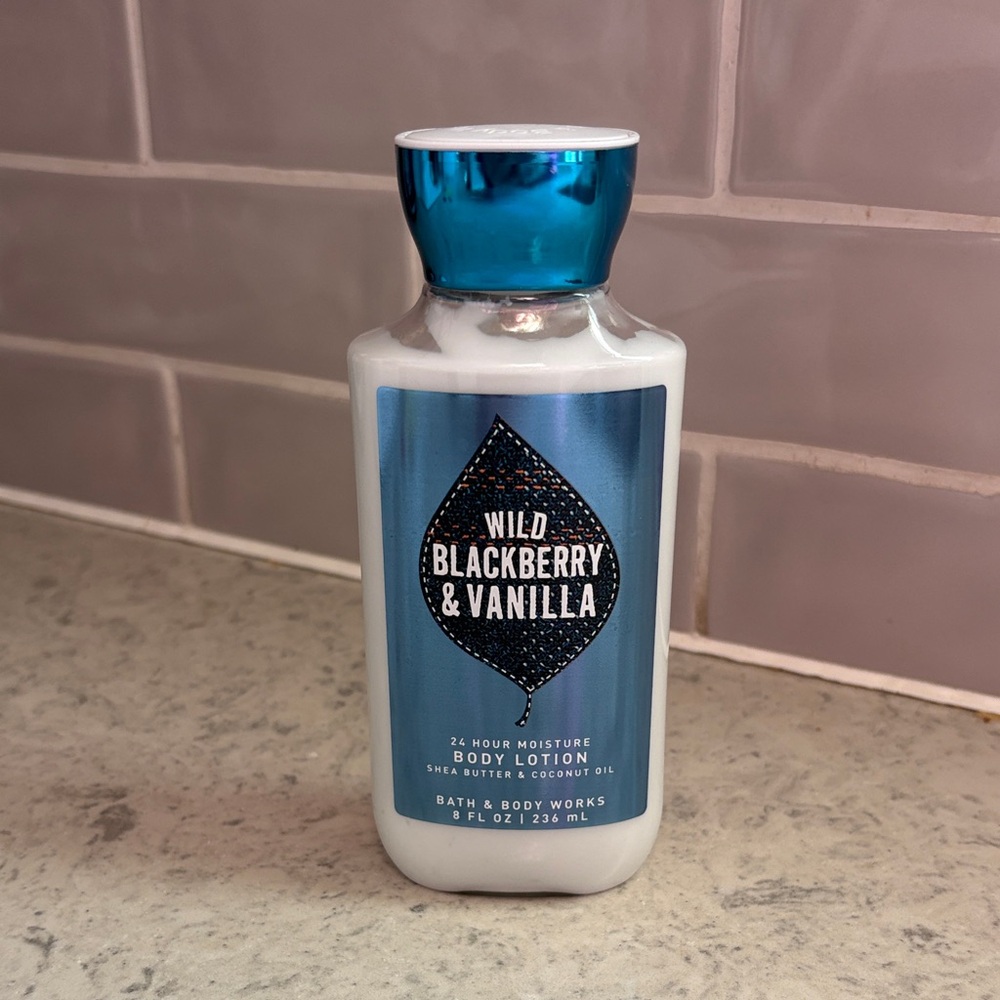 NEW Bath & Body works WILD BLACKBERRY & VANILLA